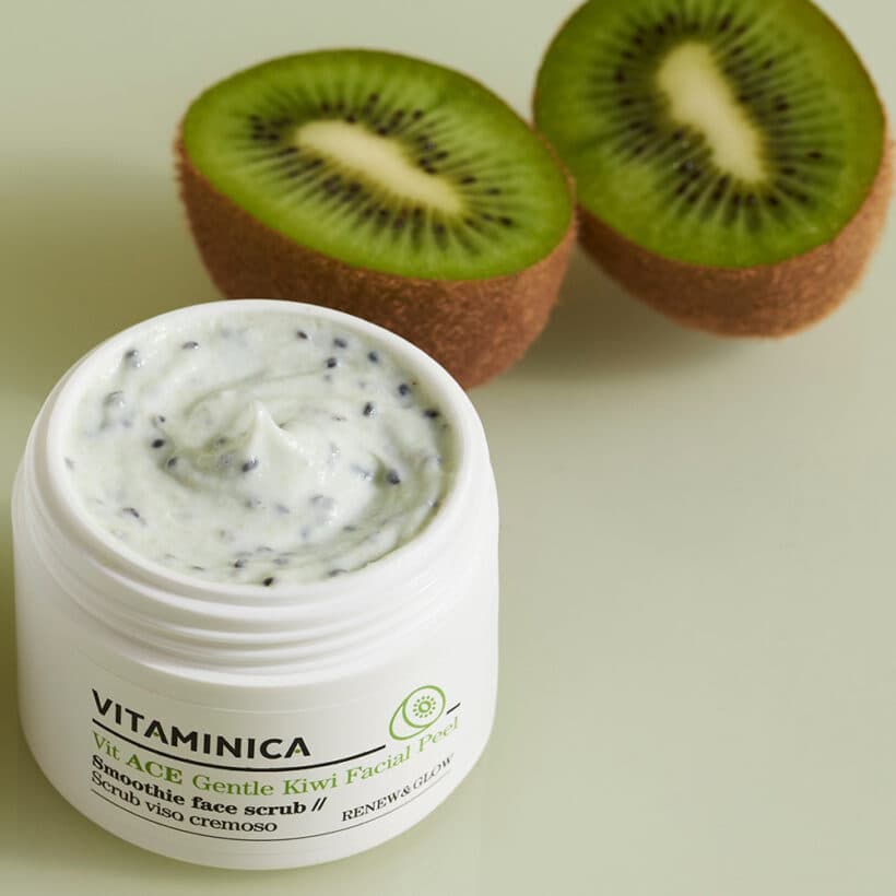 BIOEARTH Pleťový peeling s vitamíny A,C,E a kiwi 50ml